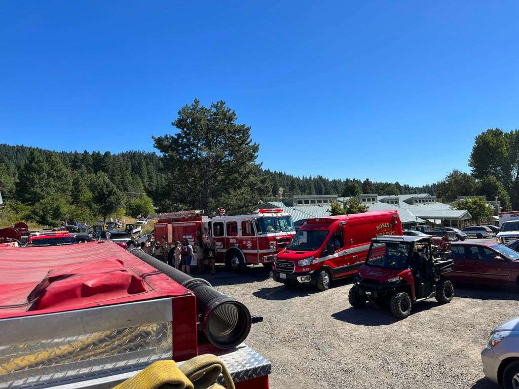 roslyn fire department side by side