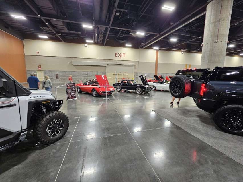 2025 LA International Car Show 140919