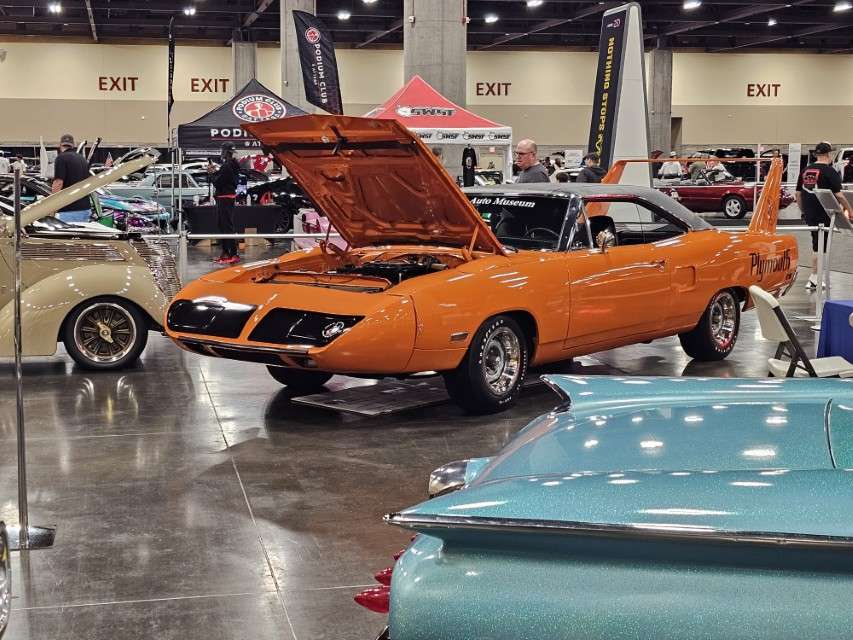 2025 LA International Car Show 141455