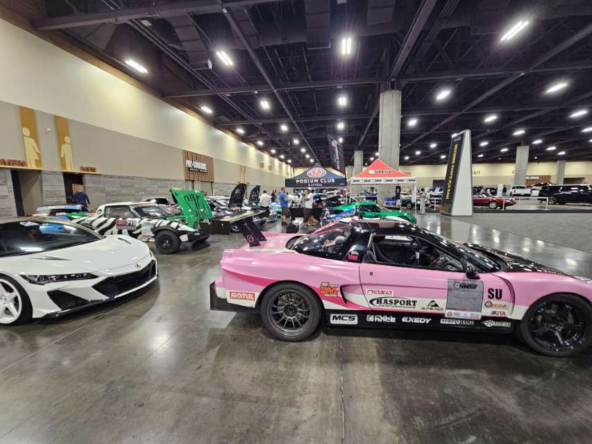 2025 LA International Car Show 142457