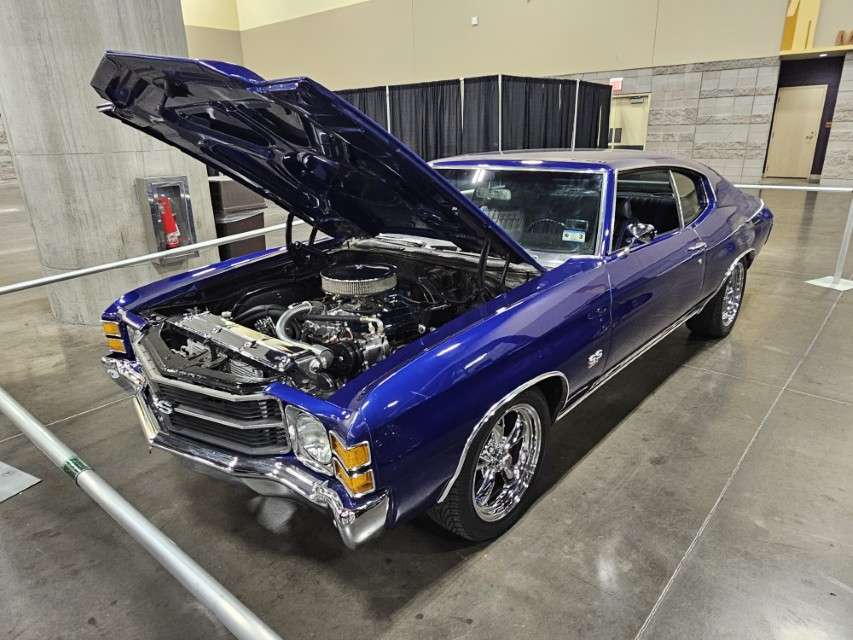 2025 LA International Car Show 143108