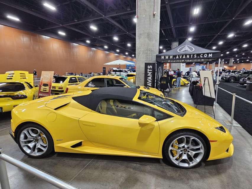 2025 LA International Car Show 143504