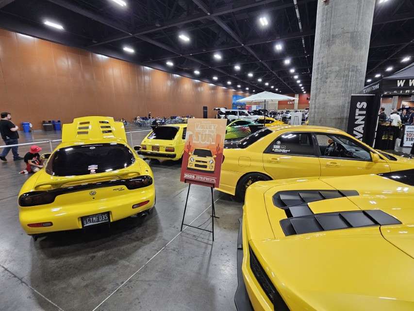 2025 LA International Car Show 143512