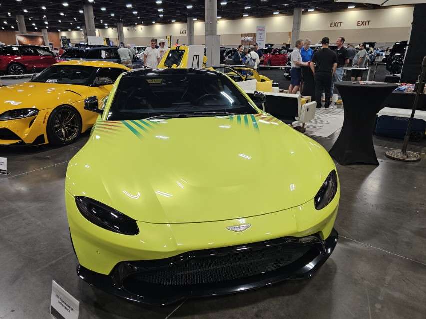 2025 LA International Car Show 143621