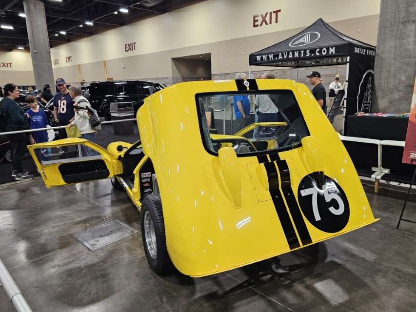 2025 LA International Car Show 143707