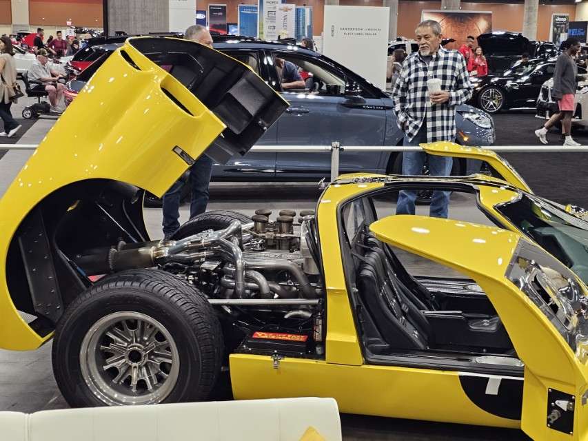 2025 LA International Car Show 144419