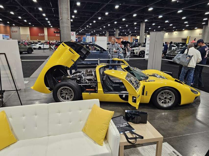 2025 LA International Car Show 144424