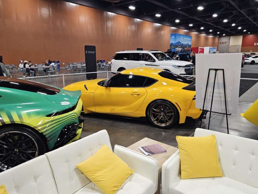 2025 LA International Car Show 144426
