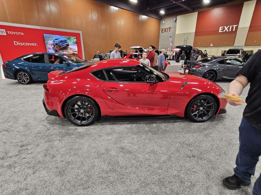 2025 LA International Car Show 153046