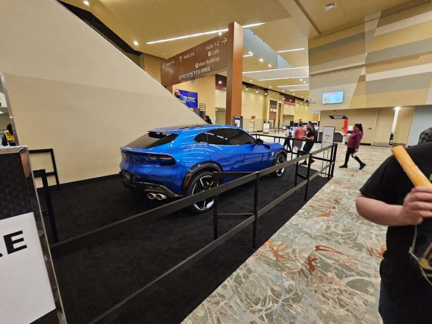 2025 LA International Car Show 154118