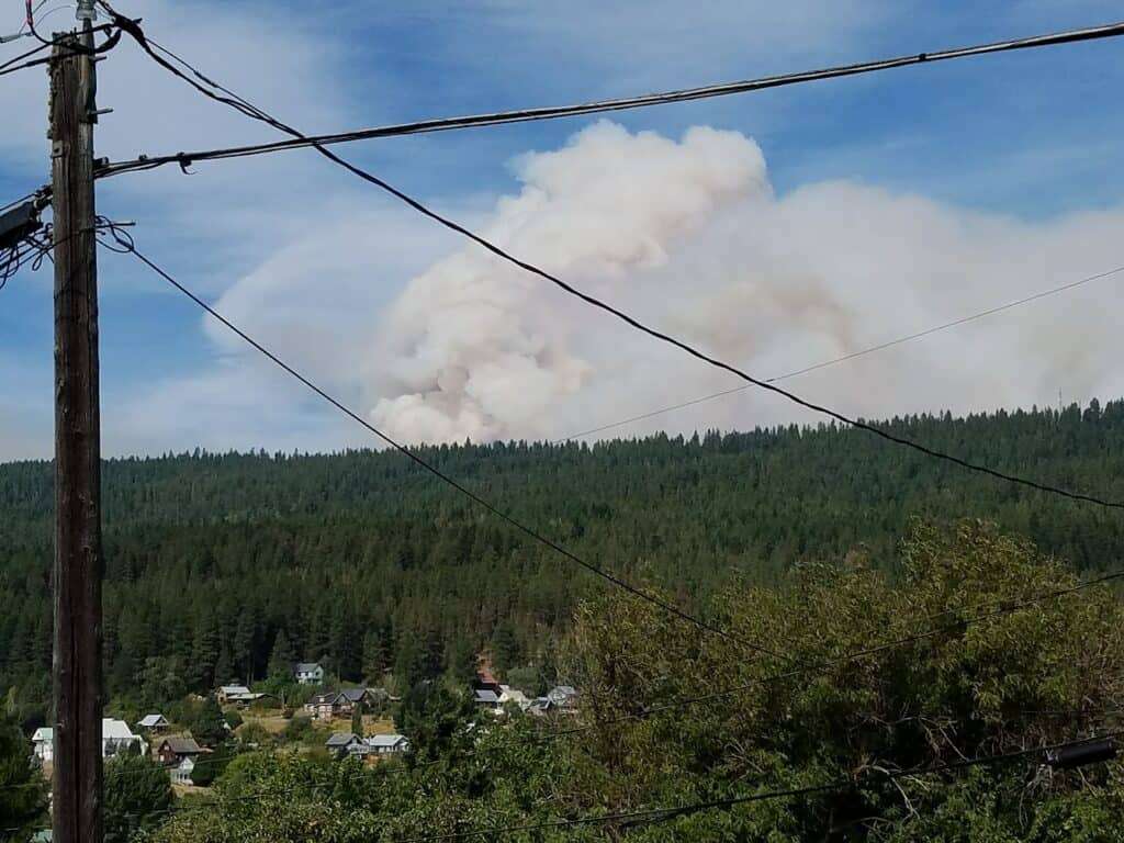 Wildfires Near Roslyn & Cle Elum, WA — Every Major Fire Since 2012 1 Jolly Mountain Fire smoke seen from a porch in Roslyn, WA, September 2017