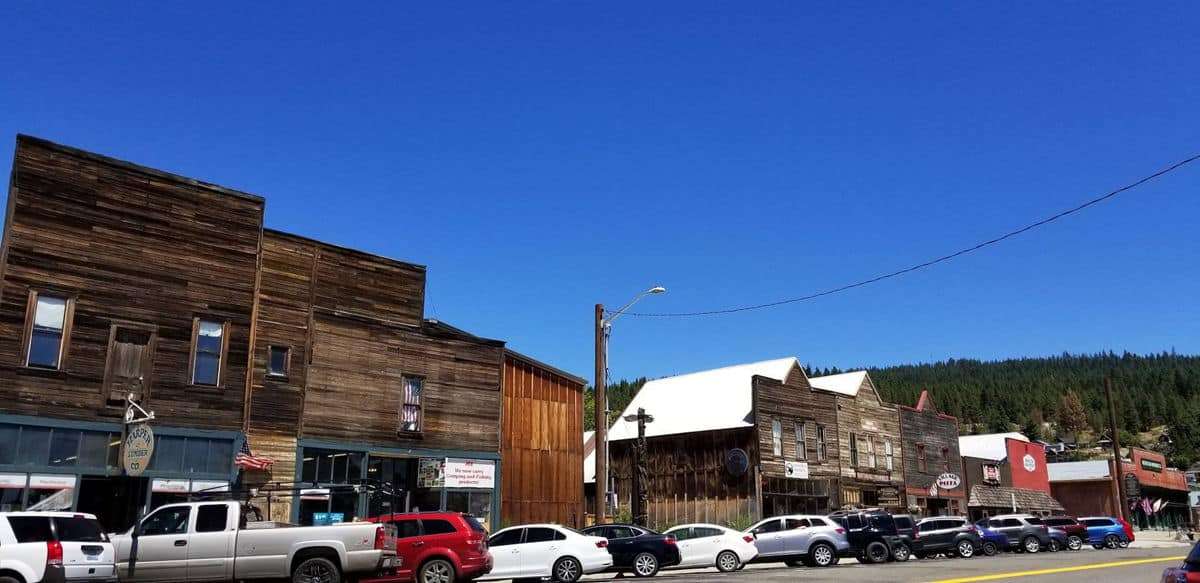 Roslyn, Cle Elum & Upper Kittitas County — Local Guide & Business Directory 1 Historic buildings on Pennsylvania Avenue in downtown Roslyn, WA